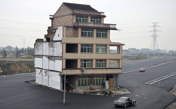 En Chine, les « maisons clous » résistent aux promoteurs